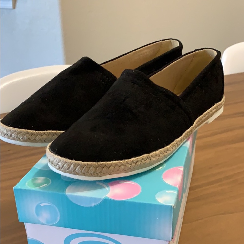 Brand new shoes in black size 7,5